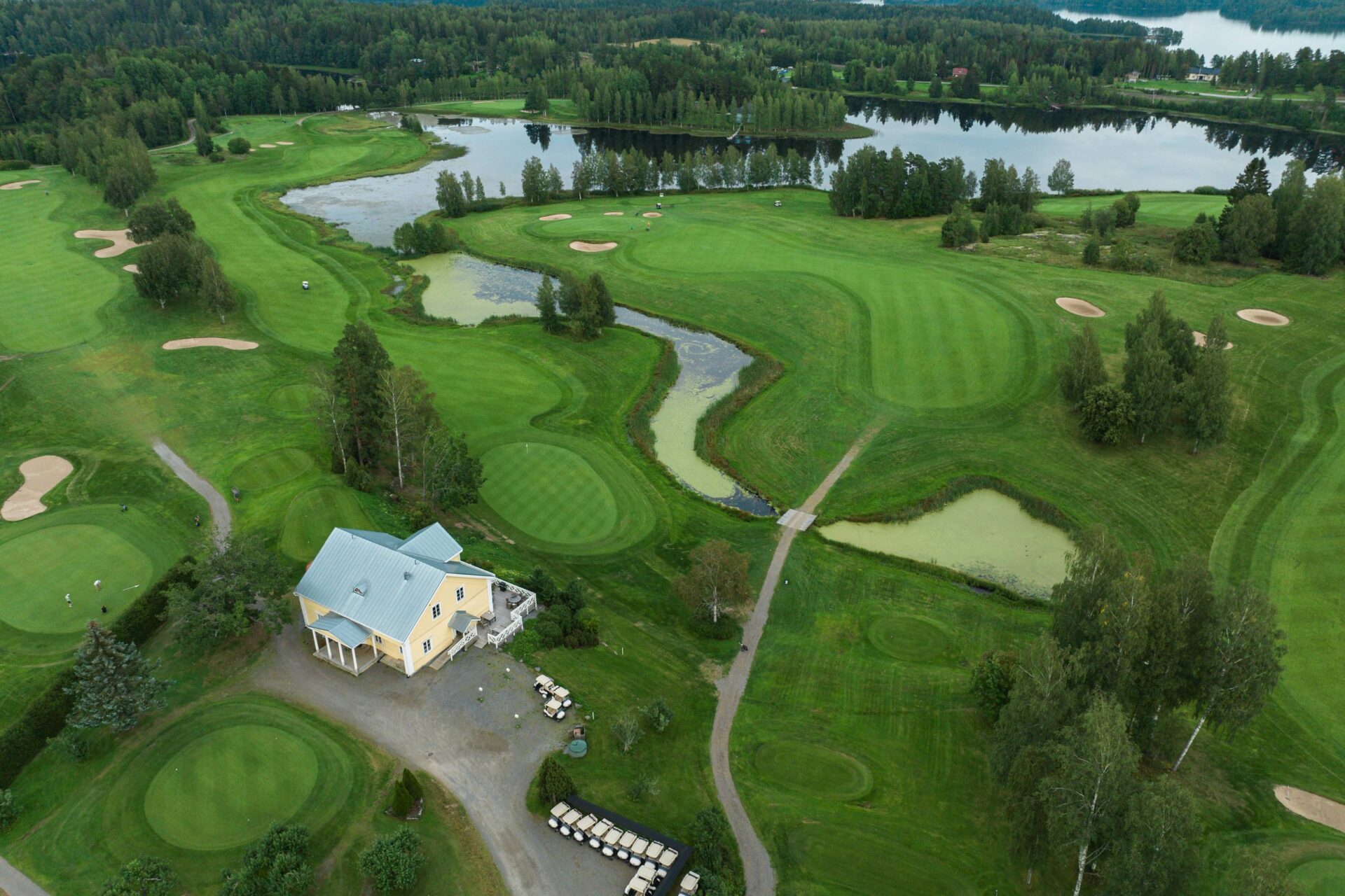 Finnish Golf Media FORE! | Lakeside Golf – Pirkanmaan kaksi parasta kenttää löytyvät samasta osoitteesta Finnish Golf Media FORE! | Lakeside Golf – Pirkanmaan kaksi parasta kenttää löytyvät samasta osoitteesta
