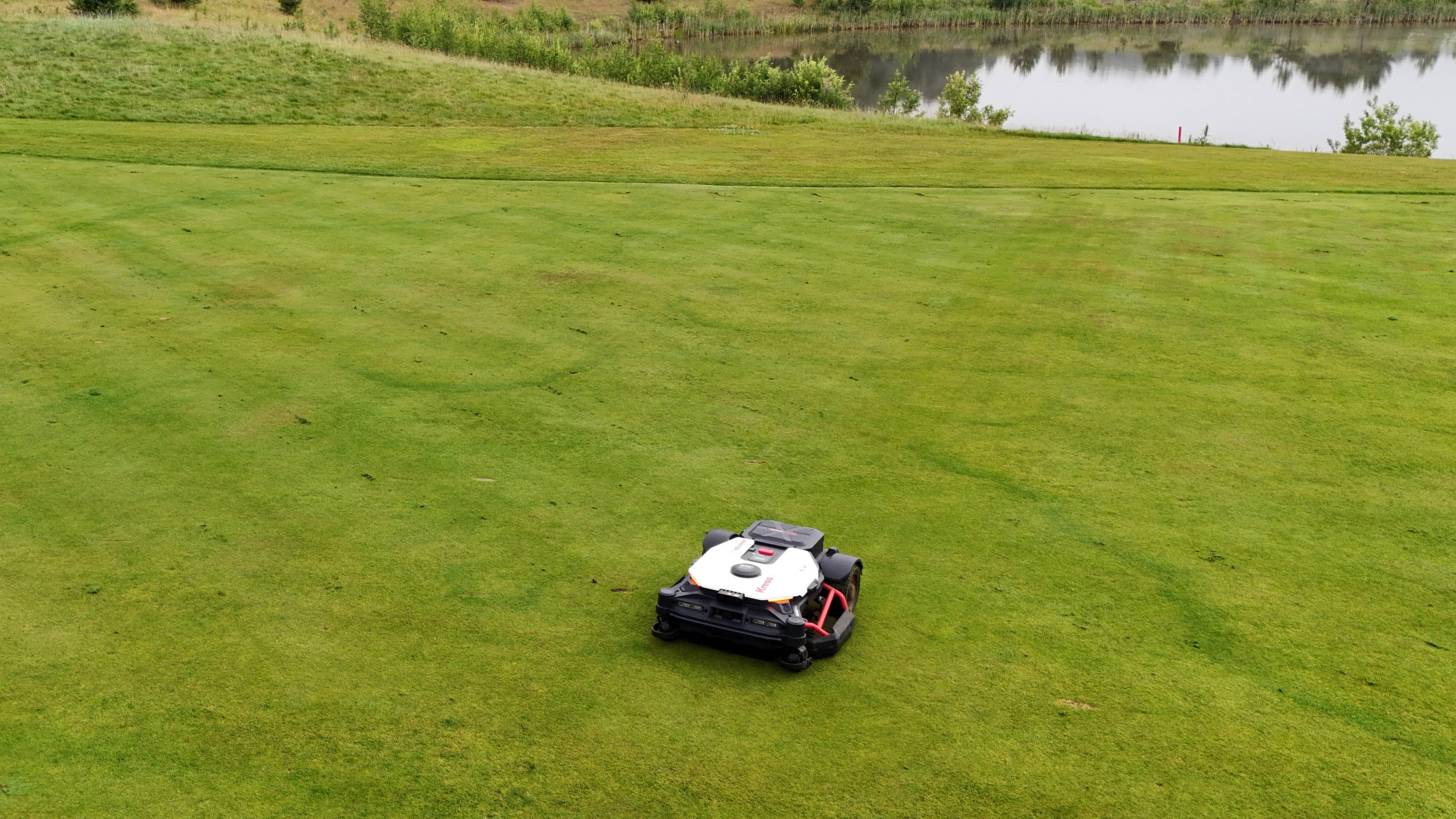 Finnish Golf Media FORE! | EM-kilpailut testasivat robotiikan – Kress piti Kytäjän kentän huippukunnossa 